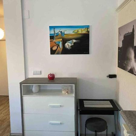 Apartment Near The Beach Сплит Екстериор снимка